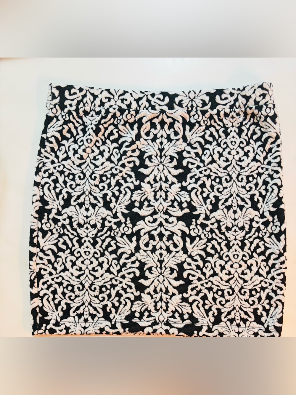 LOFT pull-on skirt